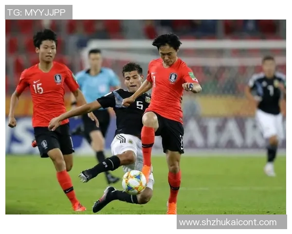 韩国与日本足球对决直播全程回顾及精彩瞬间分析